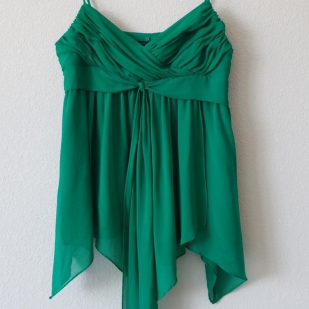 {BCBGMaxAzria} Green Flowy Layered Tank Top